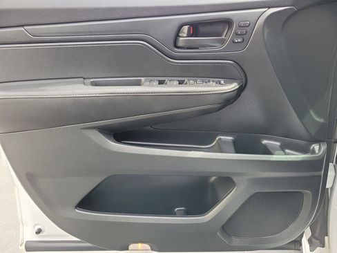 Used 2024 Honda Odyssey Sport image 21