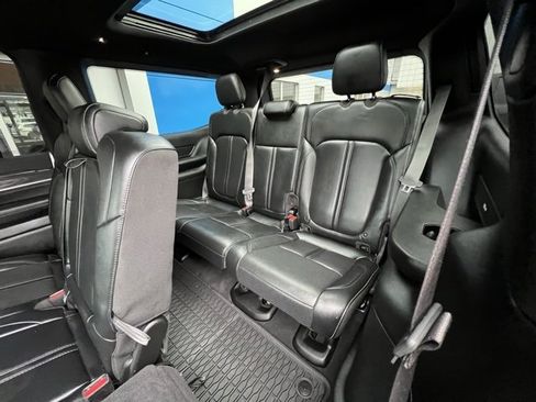 Used 2022 Jeep Wagoneer Series II w/ Convenience Group I image 21