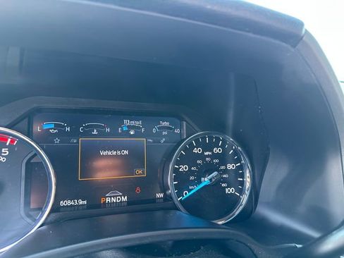 Used 2021 Ford F250 Platinum image 32