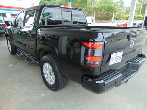 Used 2022 Nissan Frontier SV AWD/4WD image 18