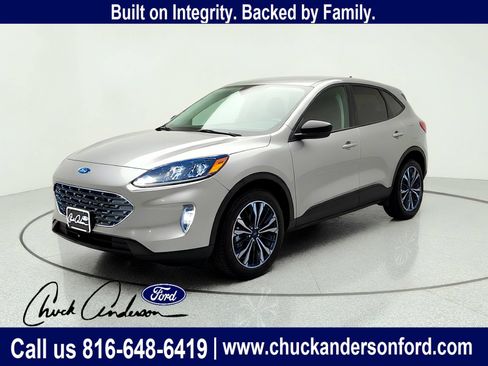 Used 2022 Ford Escape SEL w/ SEL Stealth AWD Package image 2