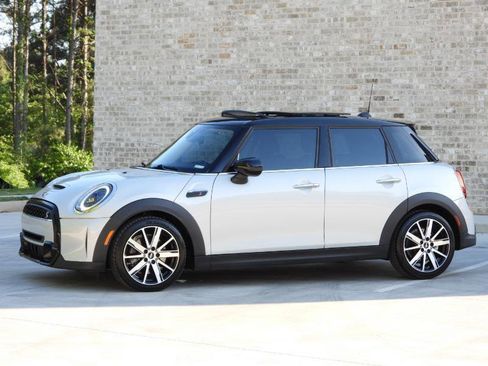 Used 2023 MINI Cooper S image 18