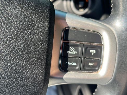 Used 2019 Dodge Journey SE w/ Connectivity Group AWD/4WD image 12