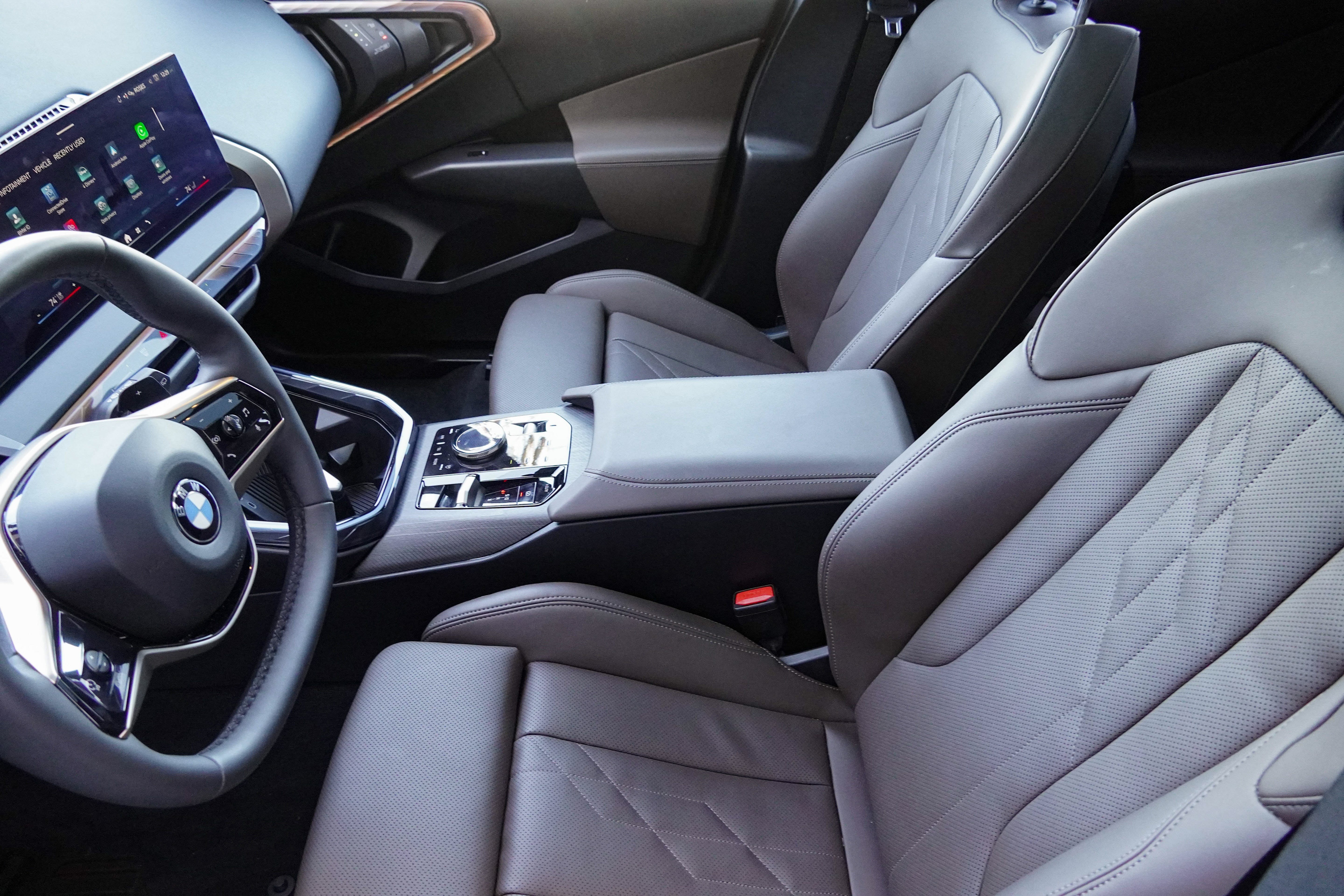 Certified 2025 BMW X3 xDrive30i AWD/4WD image 8