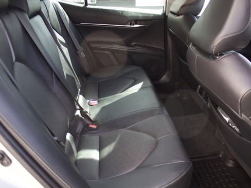 Used 2021 Toyota Camry XSE AWD/4WD image 31