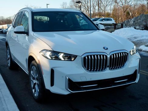 New 2026 BMW X5 xDrive40i w/ Premium Package image 15