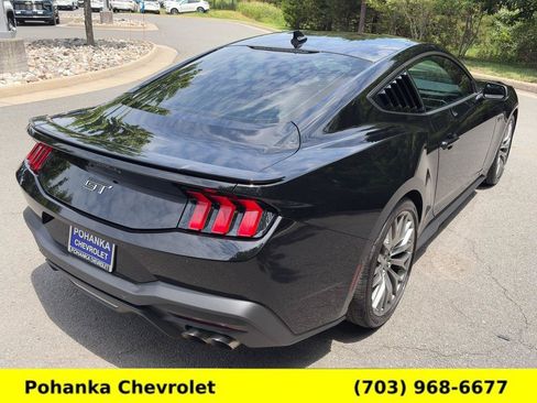 Used 2025 Ford Mustang GT Premium RWD image 7