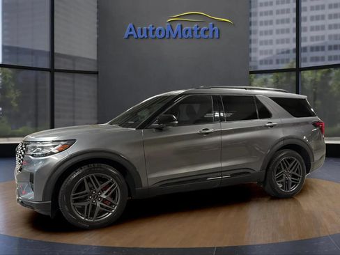 Used 2025 Ford Explorer ST AWD/4WD image 6