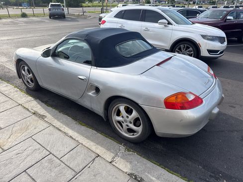 Used 2000 Porsche Boxster RWD image 5