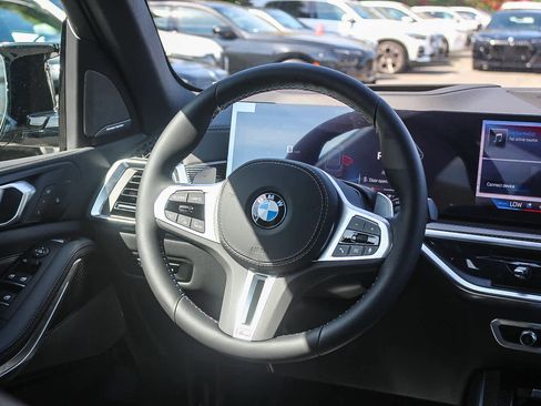 New 2026 BMW X5 M60i image 15