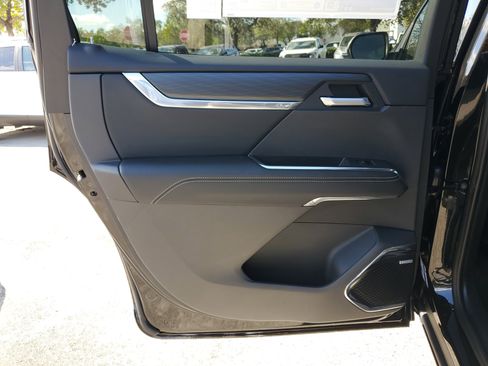 New 2026 GMC Acadia Elevation w/ Elevation Premium Package image 8