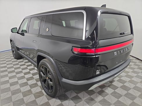 Used 2023 Rivian R1S Adventure AWD/4WD image 3