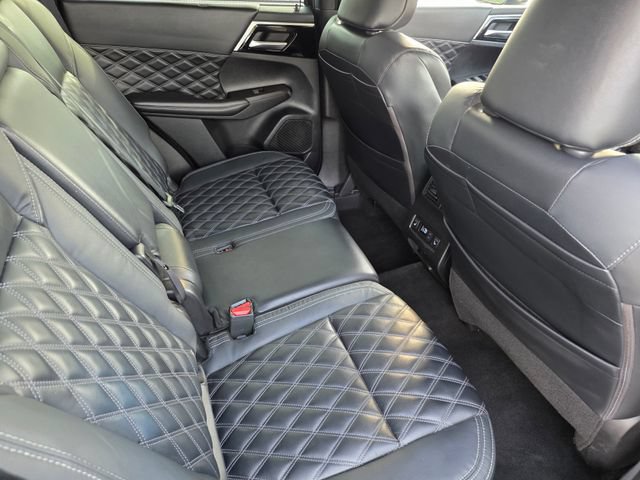 Used 2023 Mitsubishi Outlander SEL Black Edition AWD/4WD image 40