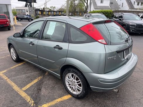 Used 2006 Ford Focus ZX5 Hatchback FWD image 7