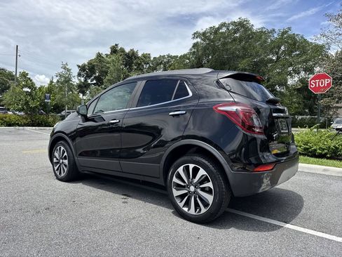 Used 2021 Buick Encore Preferred w/ Safety Package II FWD image 26