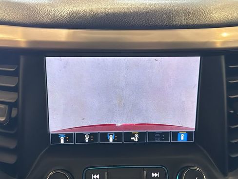 Used 2021 GMC Acadia Denali w/ Denali Ultimate Package AWD/4WD image 45