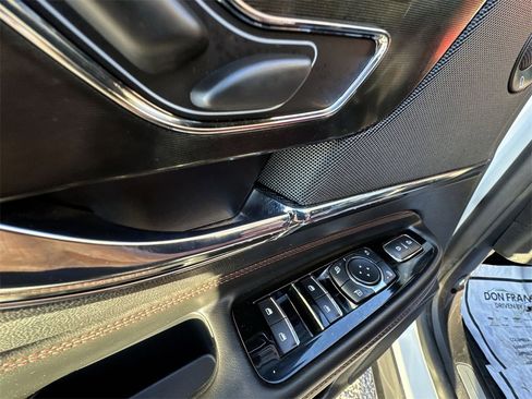 Used 2023 Lincoln Corsair Reserve w/ Equipment Group 202A image 13