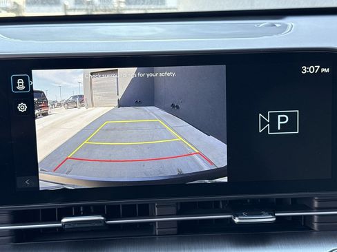 New 2026 Hyundai Kona SEL Premium image 24