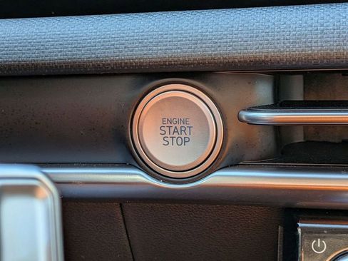 Certified 2025 Hyundai Tucson SEL AWD/4WD image 17