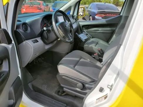 Used 2020 Nissan NV200 SV image 7