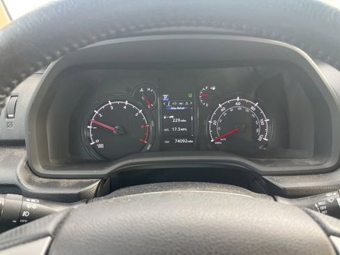 Used 2020 Toyota 4Runner Limited image 12