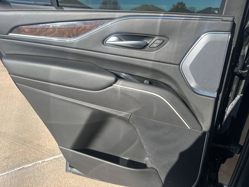 Certified 2023 Cadillac Escalade Sport Platinum image 36