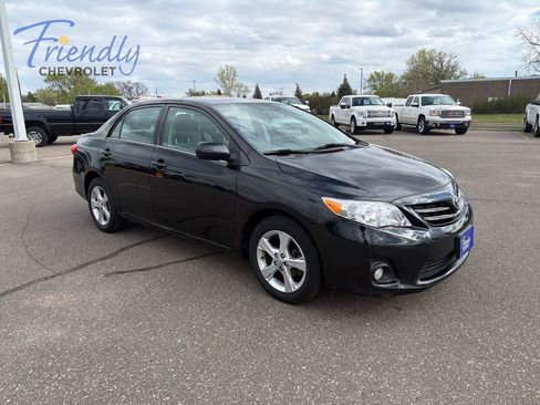 Used 2013 Toyota Corolla LE w/ Premium Pkg FWD image 8