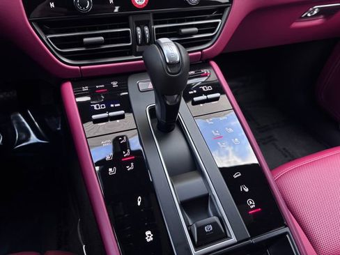 New 2025 Porsche Macan S image 23