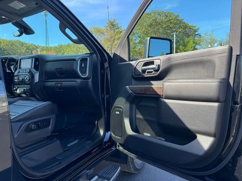 Used 2020 GMC Sierra 2500 Denali w/ Denali Ultimate Package image 18