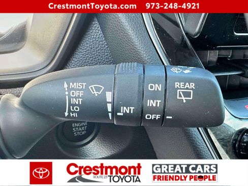 Certified 2025 Toyota Corolla Cross LE image 20