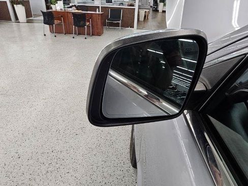 Used 2018 Jeep Grand Cherokee Overland AWD/4WD image 40