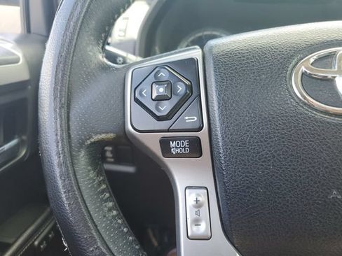 Used 2017 Toyota 4Runner Limited AWD/4WD image 23