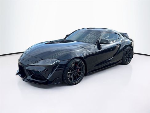 Used 2023 Toyota Supra Premium w/ Driver Assist Package image 3