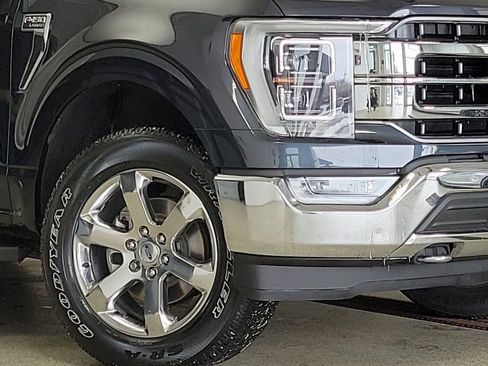 Used 2021 Ford F150 Lariat w/ Equipment Group 502A High image 3