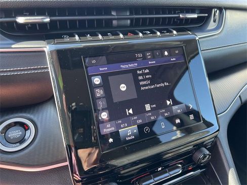 Certified 2023 Jeep Grand Cherokee L Laredo image 19