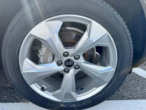 Certified 2023 Audi Q5 2.0T Premium Plus w/ Premium Plus Package AWD/4WD image 14