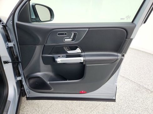 Certified 2026 Mercedes-Benz GLB 250 image 31