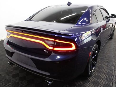 Used 2016 Dodge Charger R/T w/ Driver Confidence Group RWD image 7
