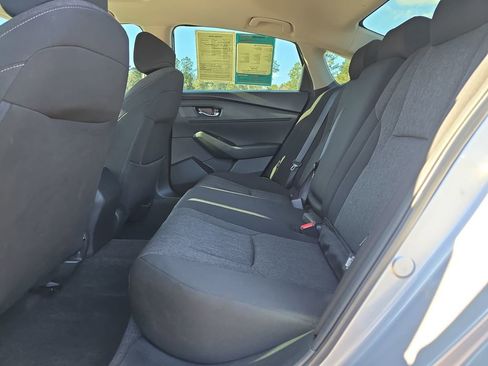 Used 2023 Honda Accord EX image 17