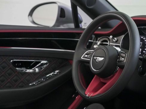 Used 2024 Bentley Continental GT Speed image 32