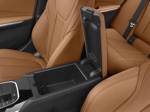 Used 2026 BMW 330i Sedan w/ M Sport Package image 10