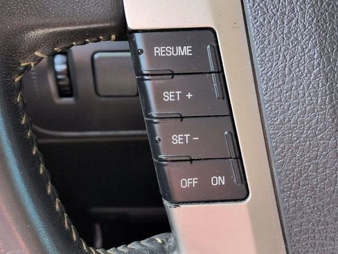 Used 2011 Ford Flex SEL image 25