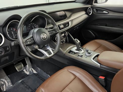 Used 2022 Alfa Romeo Stelvio Ti w/ Active Assist Plus Package AWD/4WD image 16