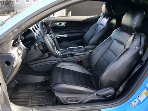 Used 2022 Ford Mustang GT Premium w/ Equipment Group 401A image 3