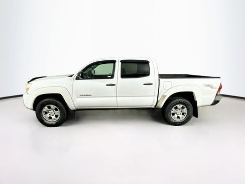Used 2007 Toyota Tacoma PreRunner RWD image 4