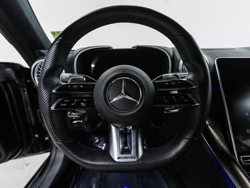 Used 2022 Mercedes-Benz SL 55 AMG 4MATIC w/ Driver Assistance Package image 12