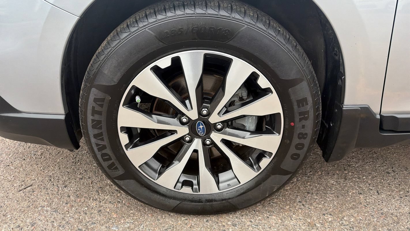 Used 2017 Subaru Outback 2.5i Limited AWD/4WD image 26