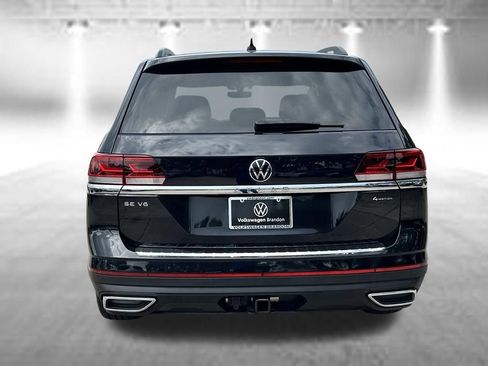 Used 2023 Volkswagen Atlas SE AWD/4WD image 4