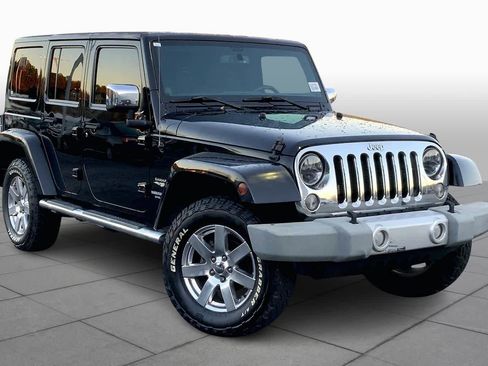 Used 2014 Jeep Wrangler Unlimited Sahara w/ Mopar Chrome Edition Group image 2
