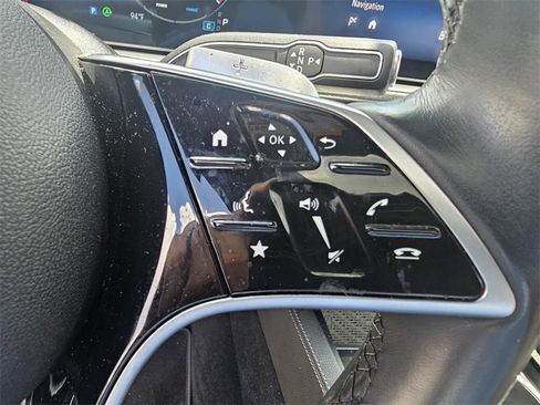 Used 2024 Mercedes-Benz GLE 450 4MATIC image 19